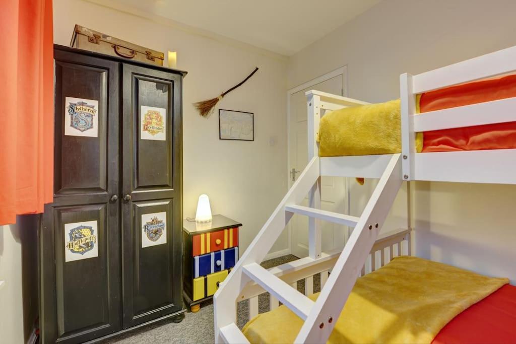 Harry'S House Apartamento Watford  Exterior foto