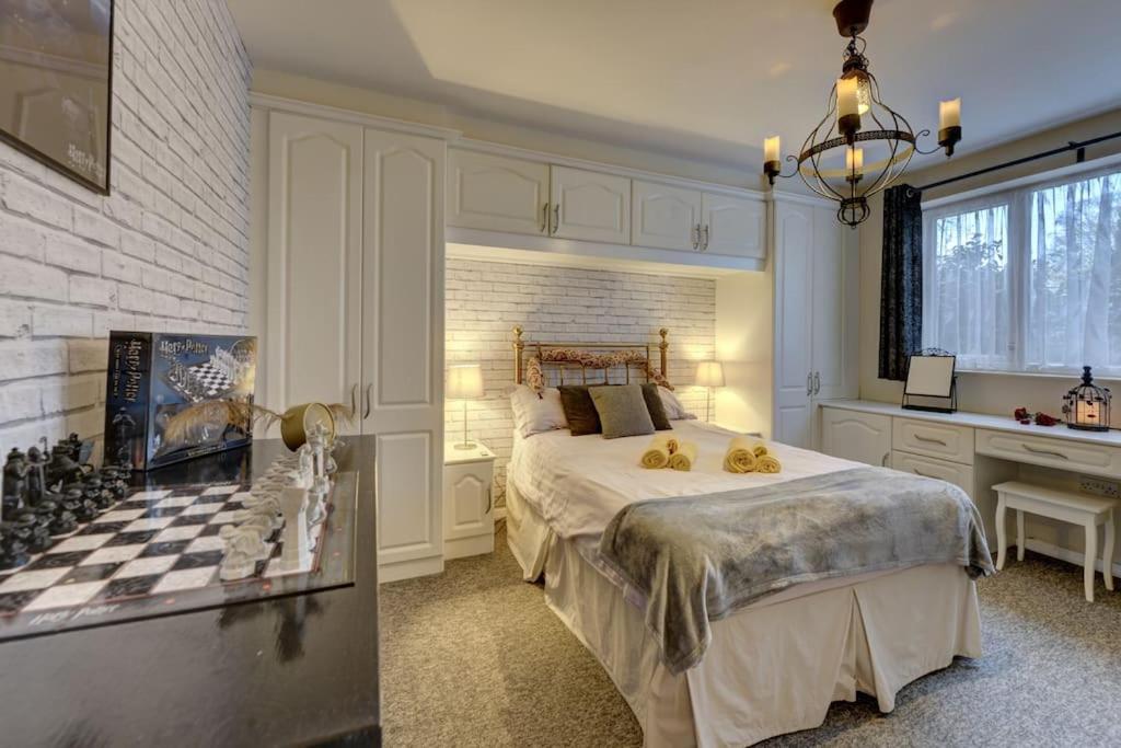 Harry'S House Apartamento Watford  Exterior foto