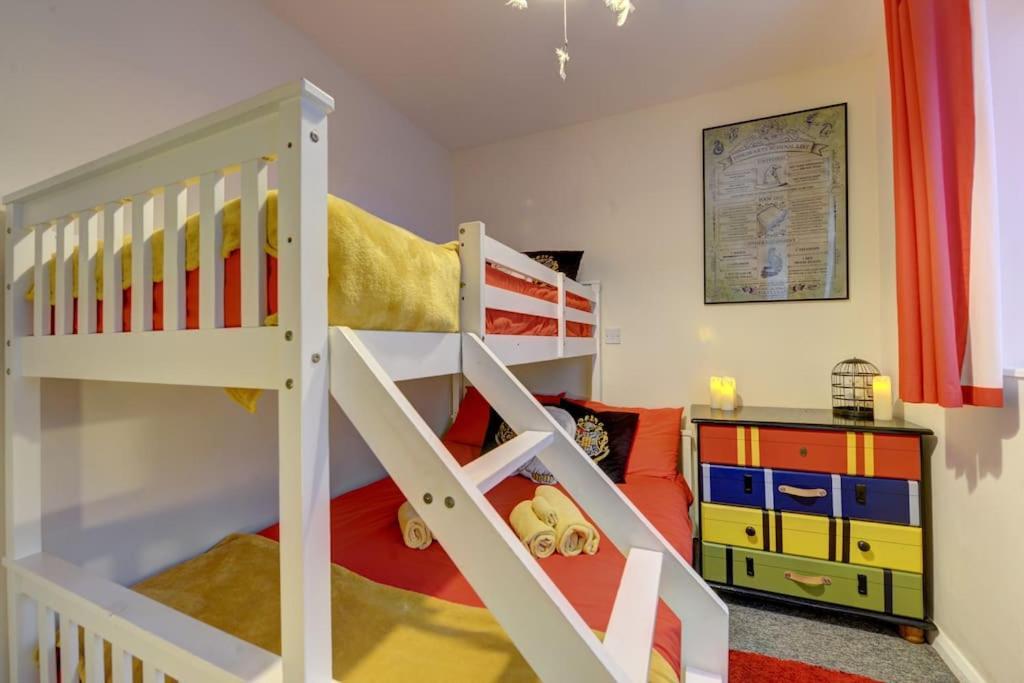 Harry'S House Apartamento Watford  Exterior foto